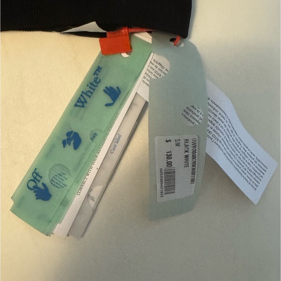 Off-White Athleisure Crop Top Black/White – Size S/M (New with Tags) - Picture 2 of 4